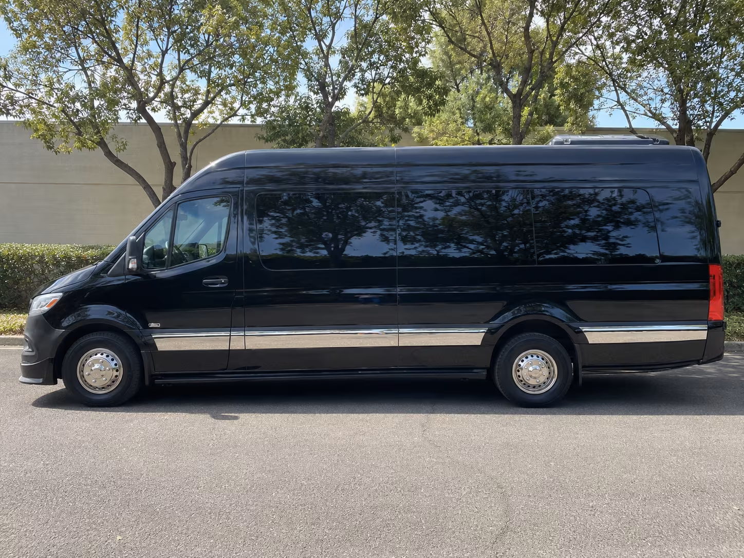 Broken Arrow Airport Shuttle & Transportation route planning