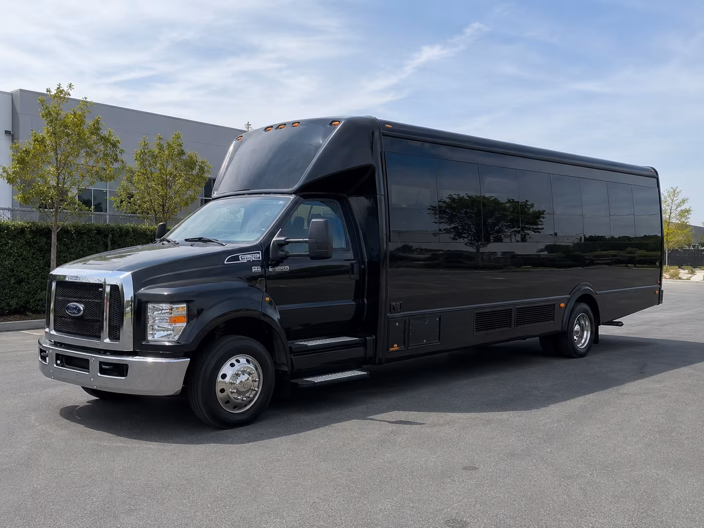 Broken Arrow Birthday, Sweet 16, & Quinceañera Transportation party bus exterior