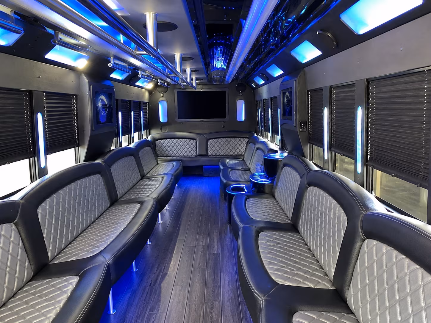 Broken Arrow Prom & Homecoming Transportation onboard seating