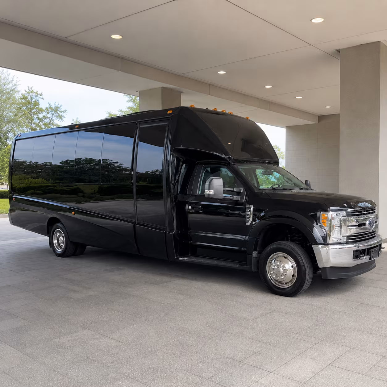 Broken Arrow Winery Tour & Pub Crawl Transportation group transportation