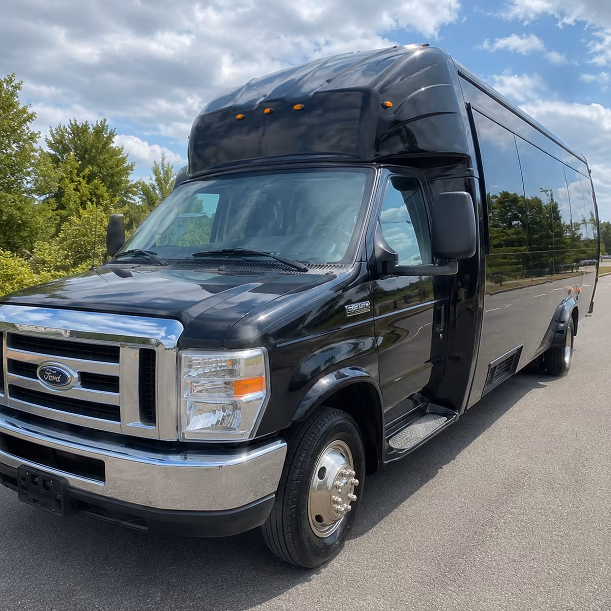 Fayetteville Bachelor & Bachelorette Transportation
